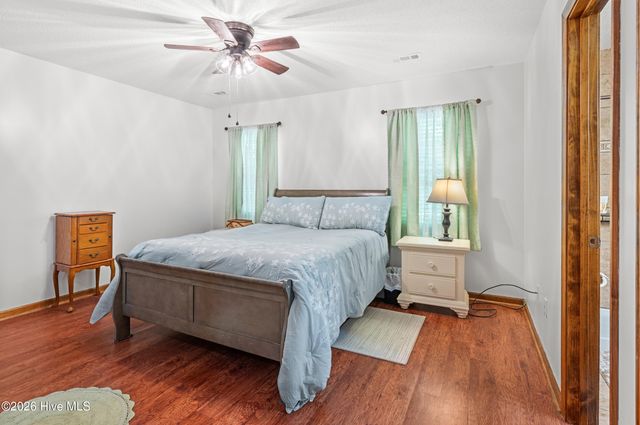 106 Ellen Court, Jacksonville, NC 28540