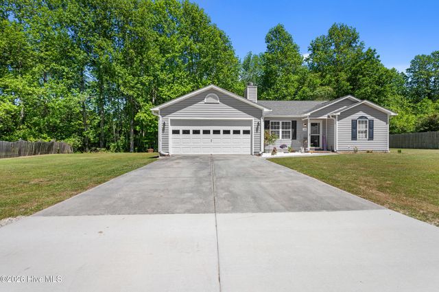 106 Ellen Court, Jacksonville, NC 28540