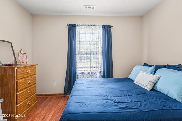 106 Ellen Court, Jacksonville, NC 28540