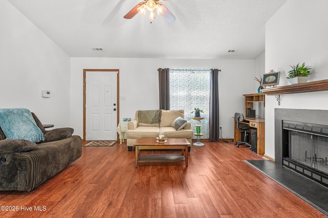 106 Ellen Court, Jacksonville, NC 28540