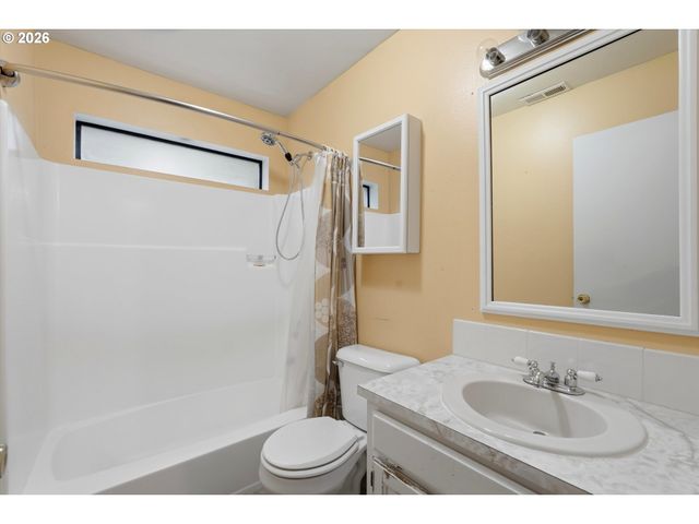 6829 Se 144TH Ave, Portland, OR 97236