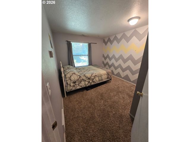 6829 Se 144TH Ave, Portland, OR 97236