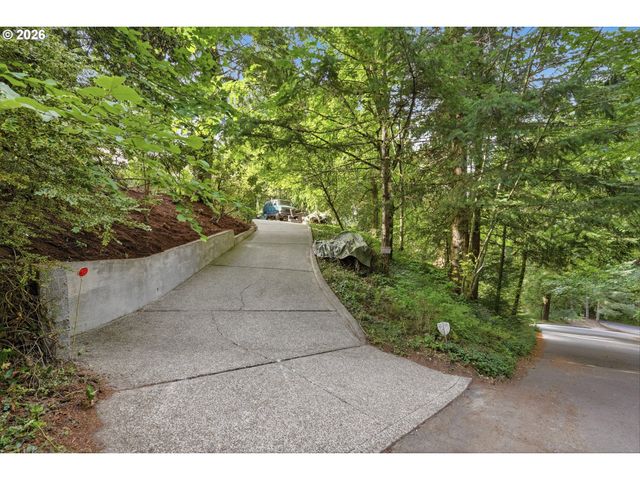6829 Se 144TH Ave, Portland, OR 97236