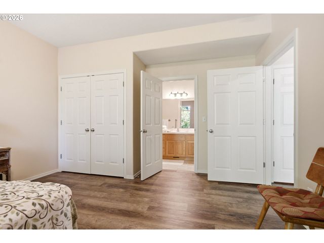 102 Ne 153RD St, Vancouver, WA 98685