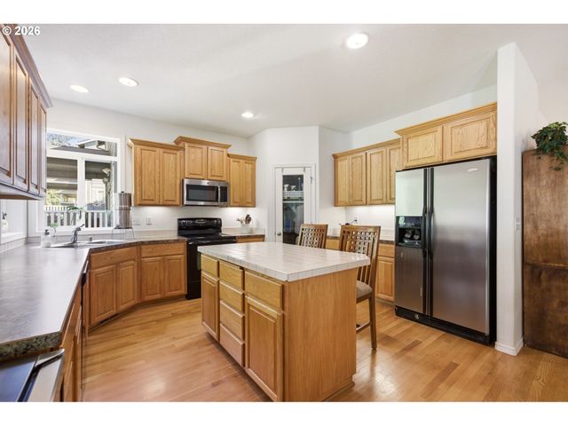 102 Ne 153RD St, Vancouver, WA 98685