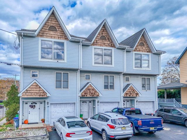 150 Lake Avenue, Ocean Grove, NJ 07756