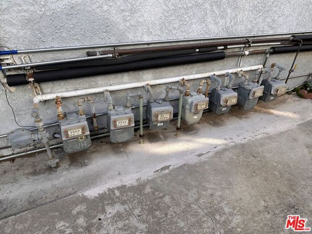 1001 & 1005 W G Street, Wilmington, CA 90744