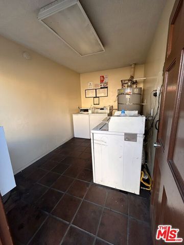 1001 & 1005 W G Street, Wilmington, CA 90744