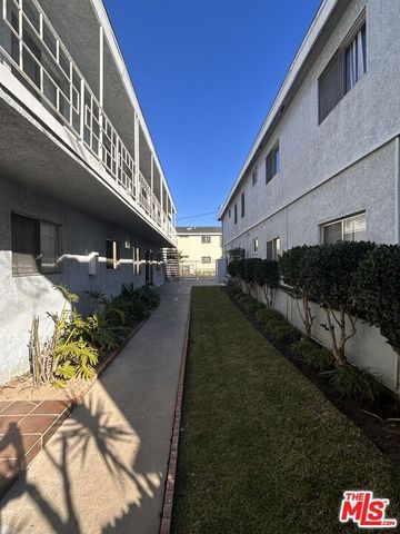 1001 & 1005 W G Street, Wilmington, CA 90744