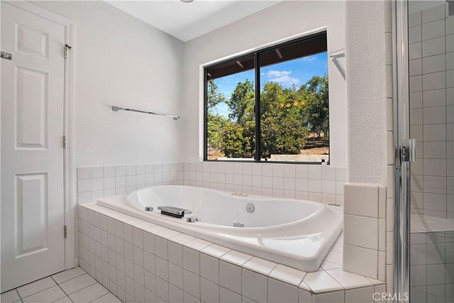 8258 Via Urner Way, Bonsall, CA 92003