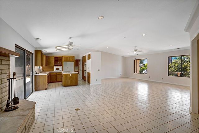 8258 Via Urner Way, Bonsall, CA 92003