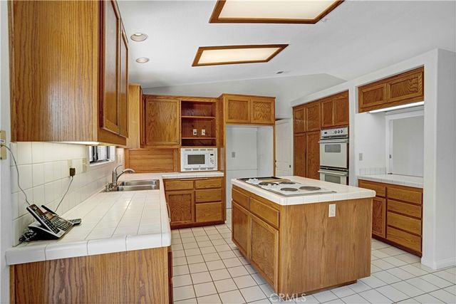 8258 Via Urner Way, Bonsall, CA 92003