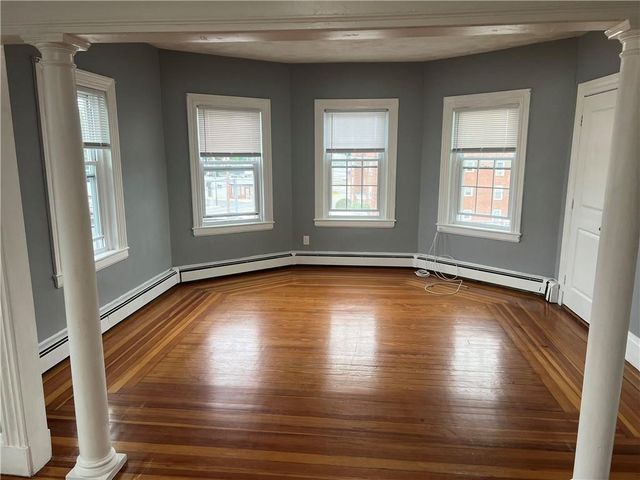 9 Sprague Avenue 3, Cranston, RI 02910