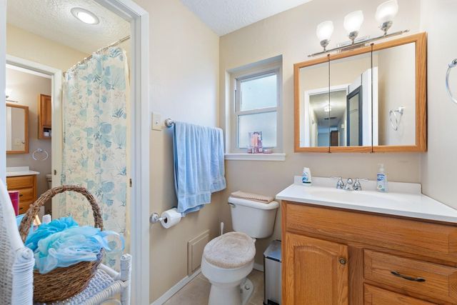 304 Hildred Avenue, Conroe, TX 77303