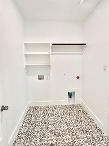 1356 Orange Blossom Court, Gainesville, TX 76240