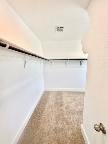 1356 Orange Blossom Court, Gainesville, TX 76240