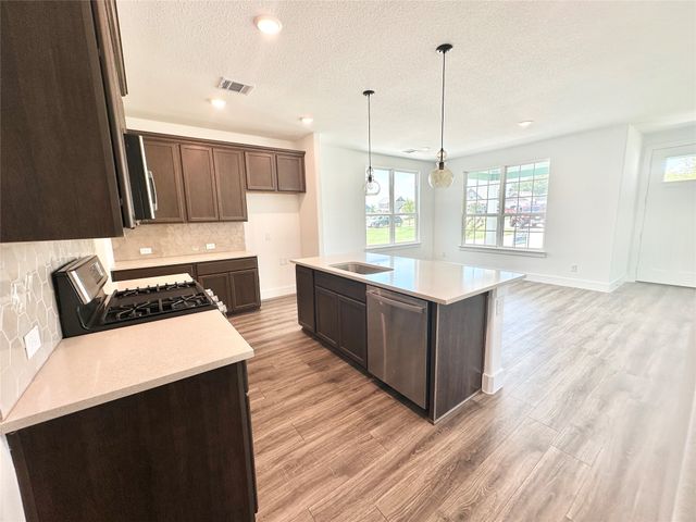 1356 Orange Blossom Court, Gainesville, TX 76240