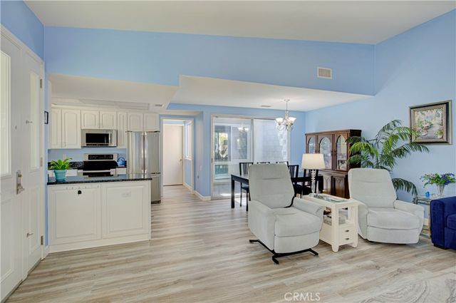 38 Calle Aragon E, Laguna Woods, CA 92637