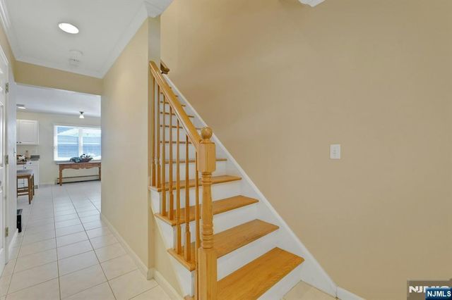 25 Hollywood Avenue, Emerson, NJ 07630