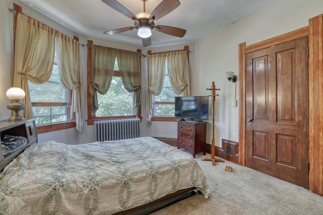 546 N 32nd STREET, Milwaukee, WI 53208