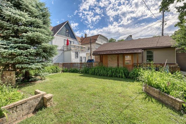 546 N 32nd STREET, Milwaukee, WI 53208