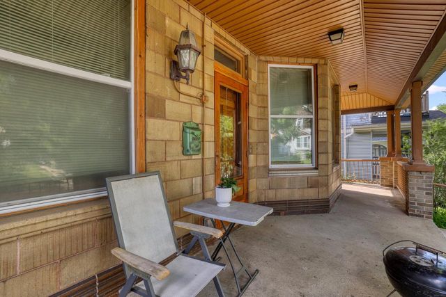 546 N 32nd STREET, Milwaukee, WI 53208