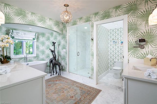 969 8th AVE S # 102, Naples, FL 34102