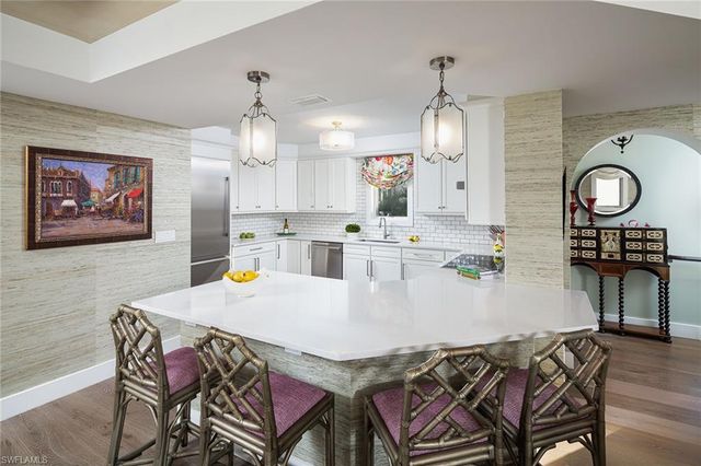 969 8th AVE S # 102, Naples, FL 34102