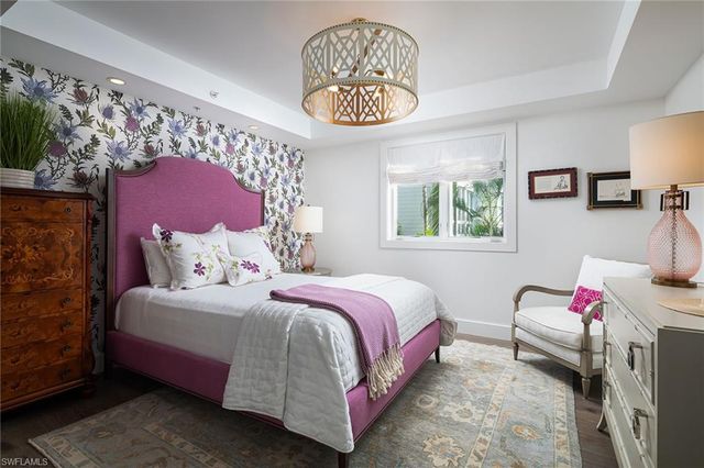 969 8th AVE S # 102, Naples, FL 34102