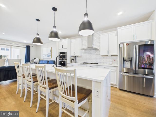 3711 MAYORS WAY, Fairfax, VA 22030