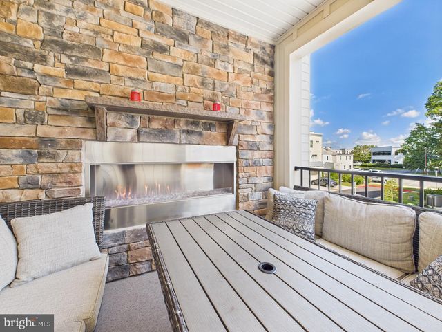 3711 MAYORS WAY, Fairfax, VA 22030