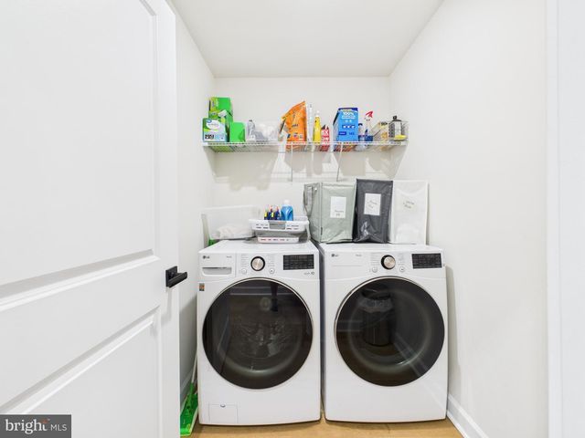 3711 MAYORS WAY, Fairfax, VA 22030