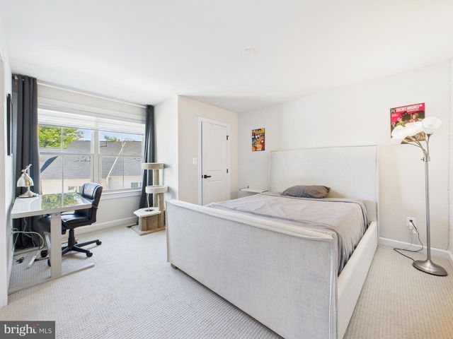 3711 MAYORS WAY, Fairfax, VA 22030