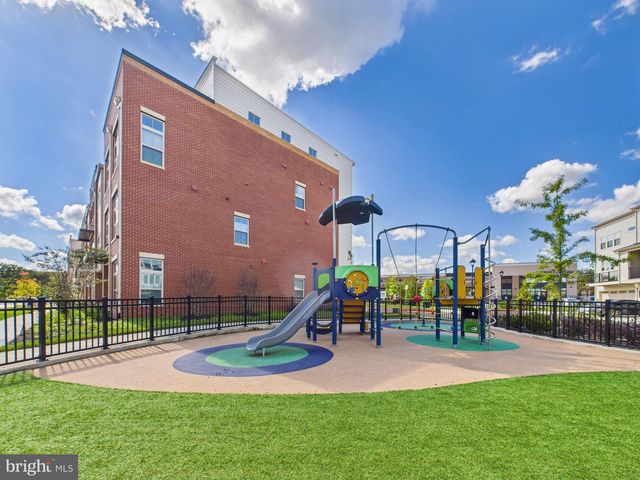 3711 MAYORS WAY, Fairfax, VA 22030