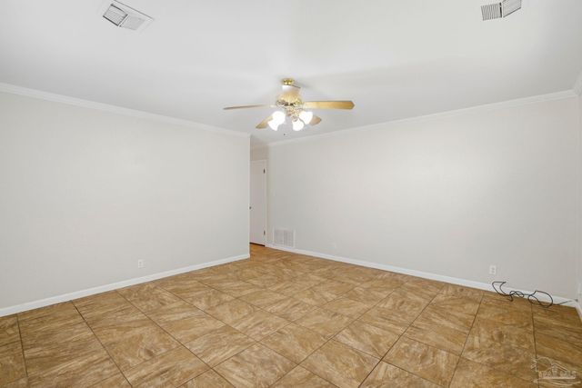 5641 Hibiscus Rd, Pensacola, FL 32504