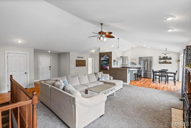 407 Glen Echo Drive, De Soto, MO 63020