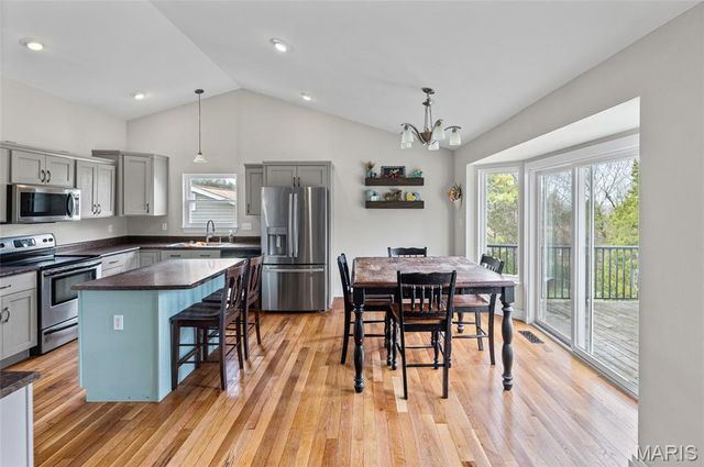 407 Glen Echo Drive, De Soto, MO 63020