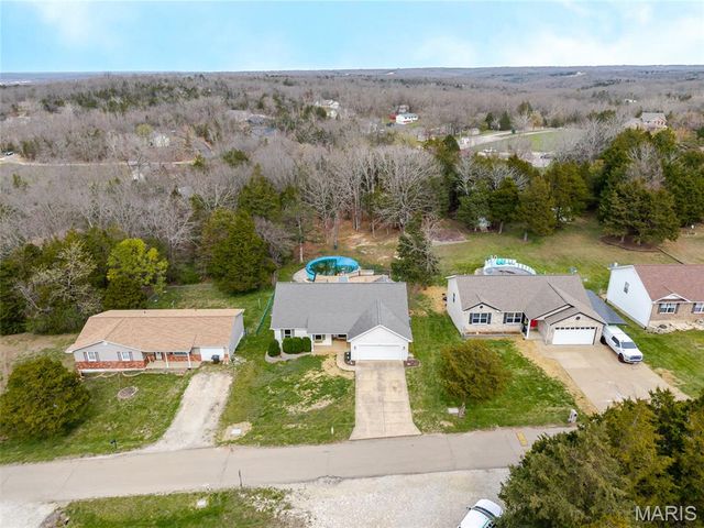 407 Glen Echo Drive, De Soto, MO 63020