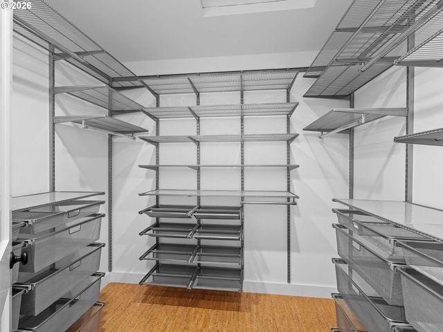 4566 Ne CESAR E CHAVEZ Blvd, Portland, OR 97211