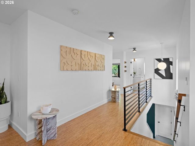 4566 Ne CESAR E CHAVEZ Blvd, Portland, OR 97211