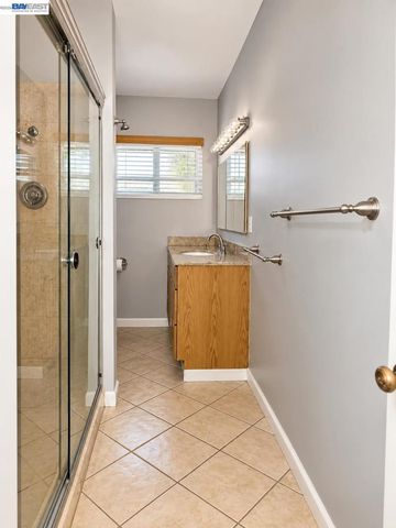 2305 Tennessee St, Vallejo, CA 94591