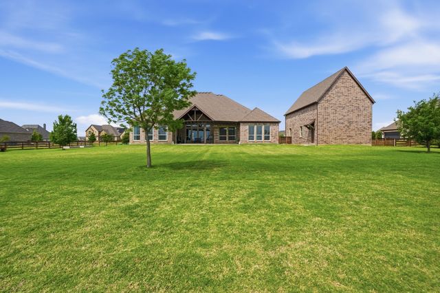 517 Westcreek Lane, Northlake, TX 76226