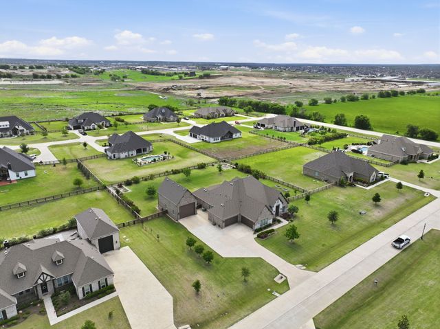 517 Westcreek Lane, Northlake, TX 76226