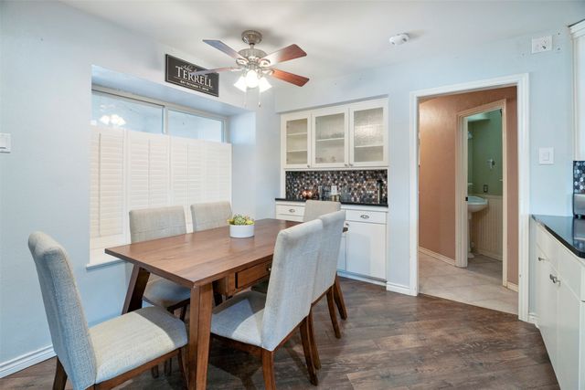 318 Pebblecreek Drive, Garland, TX 75040