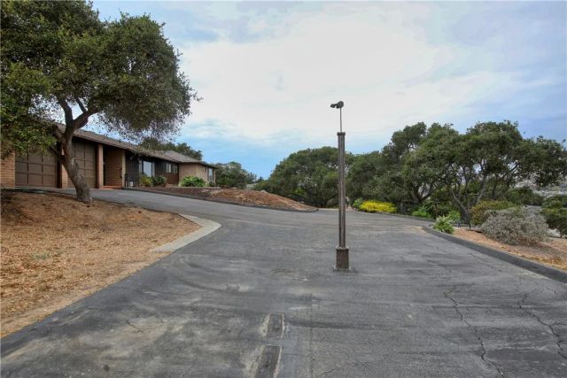 910 N 12th Street, Grover Beach, CA 93433