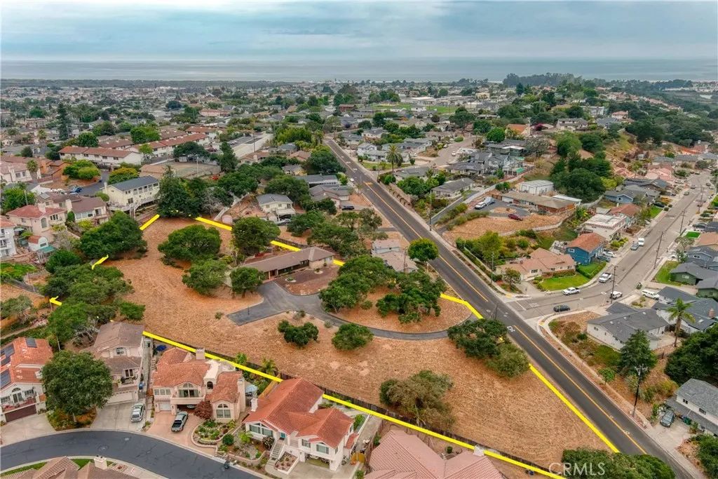 910 N 12th Street, Grover Beach, CA 93433