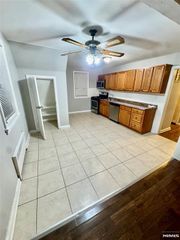 373 Floral Lane, Saddle Brook, NJ 07663