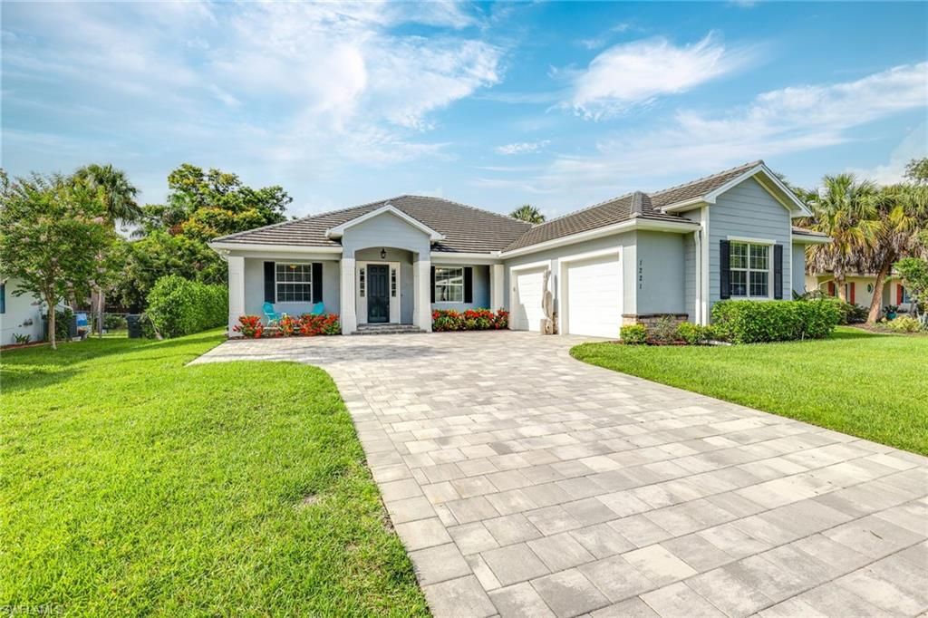 1221 La Faunce WAY, Fort Myers, FL 33919