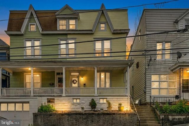 210 N WARREN ST, Orwigsburg, PA 17961