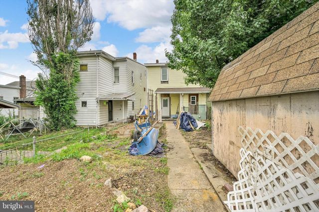 210 N WARREN ST, Orwigsburg, PA 17961